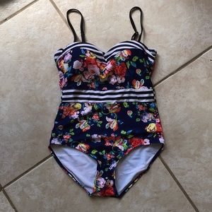 One piece Floral Swimsuit